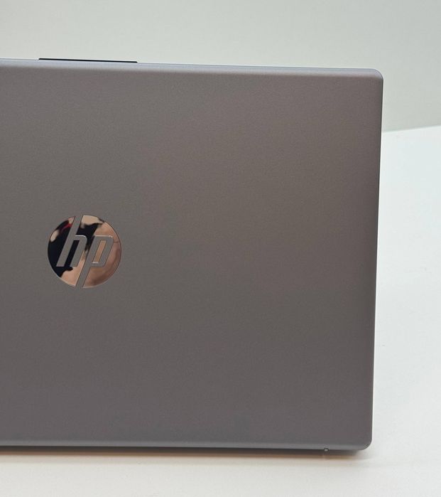Мощный Ноутбук последнего поколения HP Laptop 255 G8 AMD Ryzen 5 7520