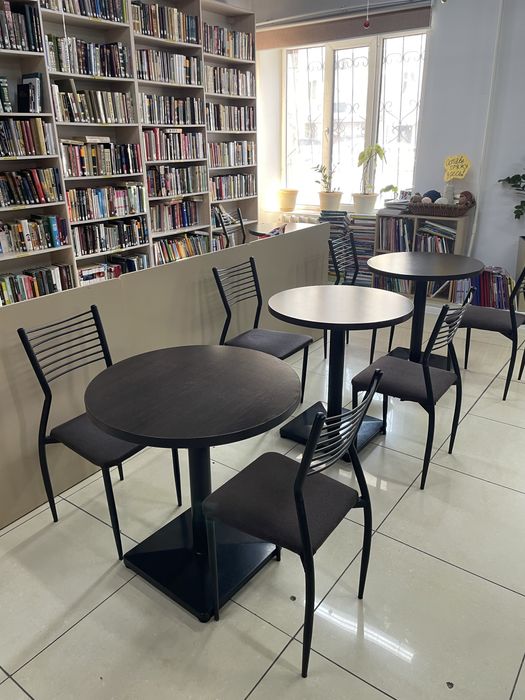 продам столы со стульями