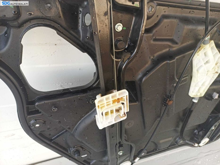 Macara Electrica pentru Geam Sticla de pe Usa Portiera Dreapta Fata Fiat Freemont 2008 - 2016 Cod 963197 A2048210651 [L1236]