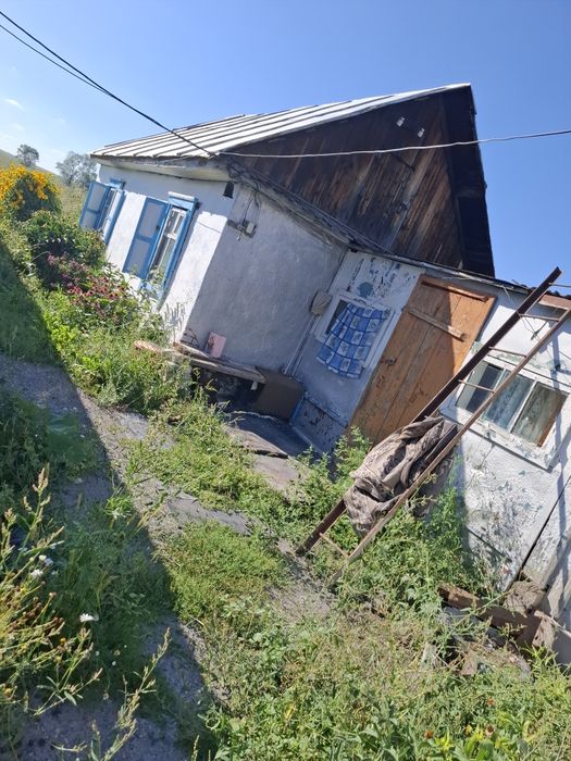 Продам дом в селе Бобровка