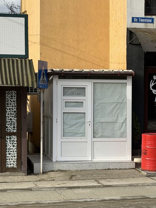 Spatiu comercial inchiriez ultra central