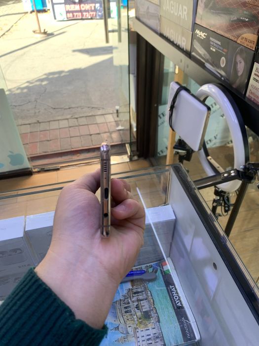 Samsung s10 5g 8/256 holati yaxshi