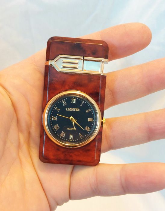 НОВА Газова Запалка с Часовник