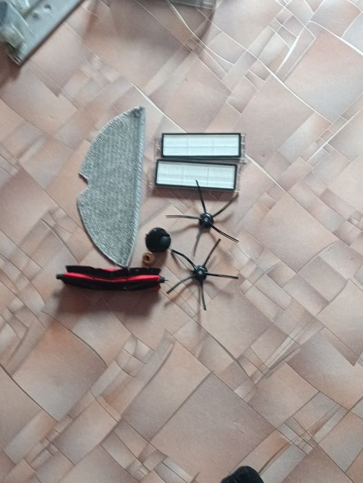 Продам робот пылесос, роборок моющий s5 maks