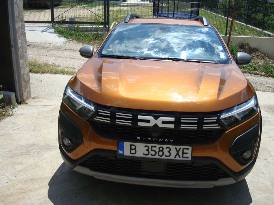 Дачия Сандеро STEPWAY !!! Газ !!! Като нова !!!