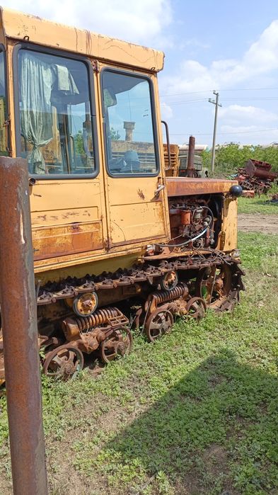 Продам трактор ДТ 75.