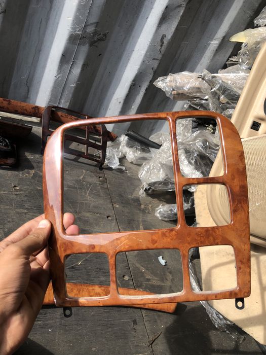 Салонное дерево на w220 мерседес.