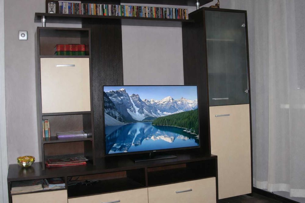 Продавам мебели от една серия