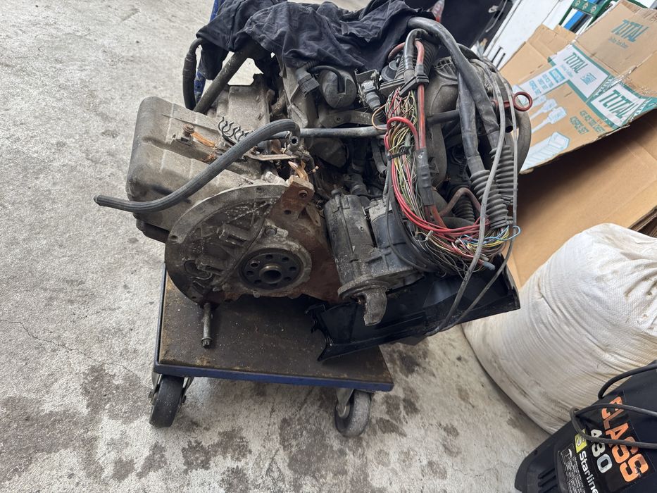 Двигател M42B18.