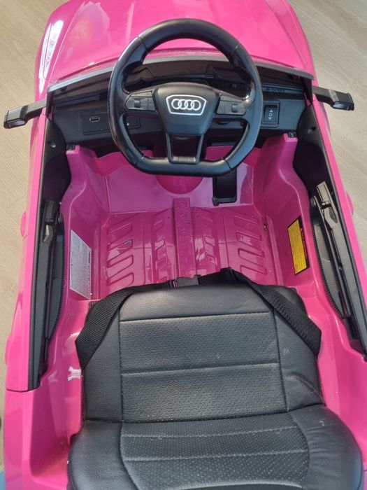 Акумулаторна кола  Audi SQ8 e-tron мет. розов