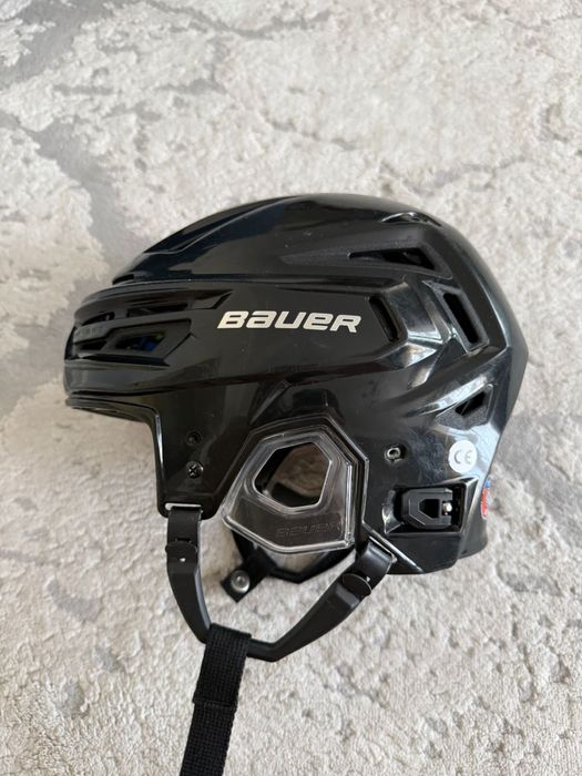 Продам шлем BAUER
