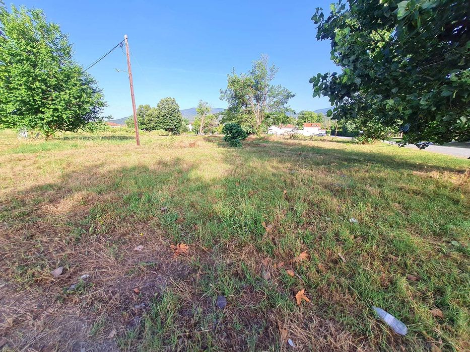 Продава се парцел с площ 4700 м2 в Аспровалта, Гърция