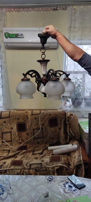 Люстра фирменная