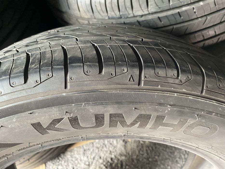 Шины 225/55/17 пара бу кумхо