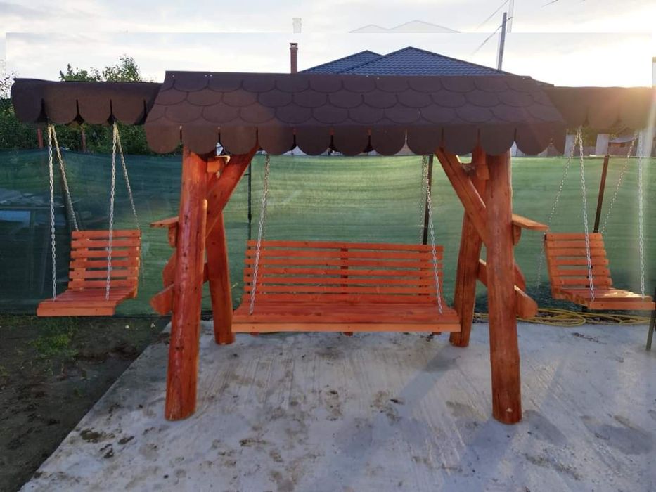 Mese și leagane Rustice