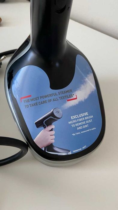 Отпариватель Tefal Access Steam Force