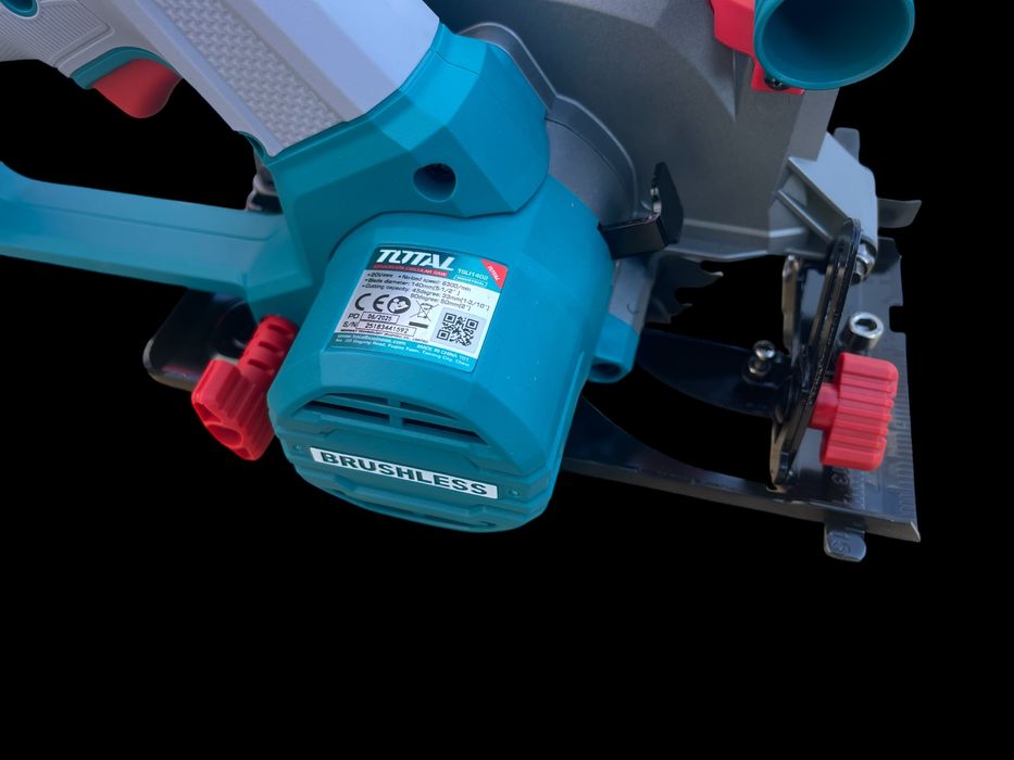 Total TSLI1402 fierastrau circular 140mm 20V
