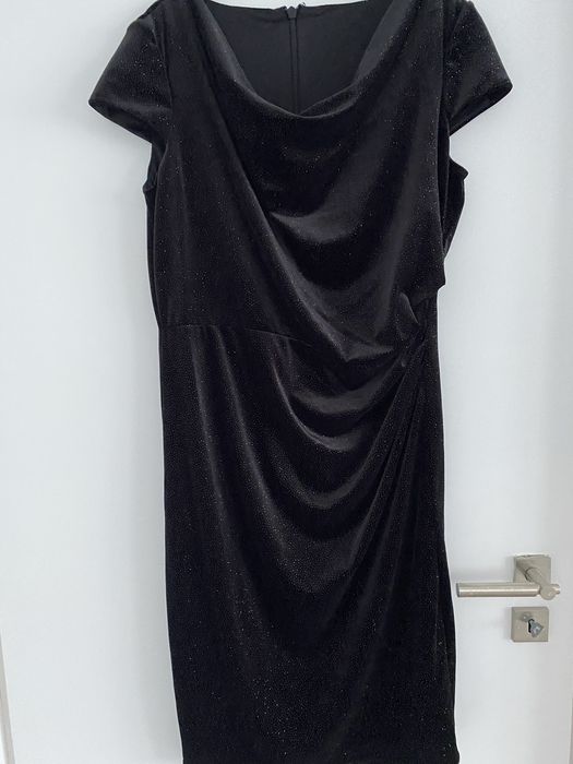 Rochie neagra catifea marimea L