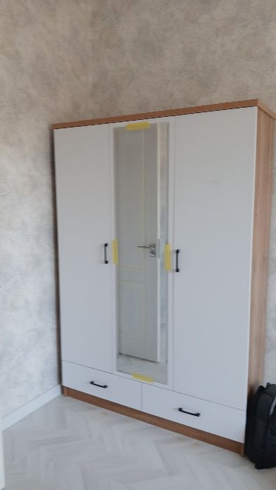 Shkaf sfatli va Arzon