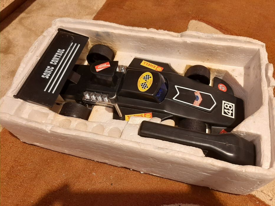 Mașinuța Sonic cu telecomanda