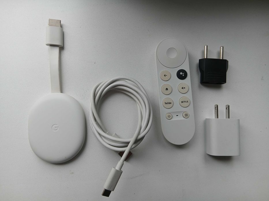 Chromecast Google TV 4K –  telecomandă vocală, Wi-Fi, Bluetooth