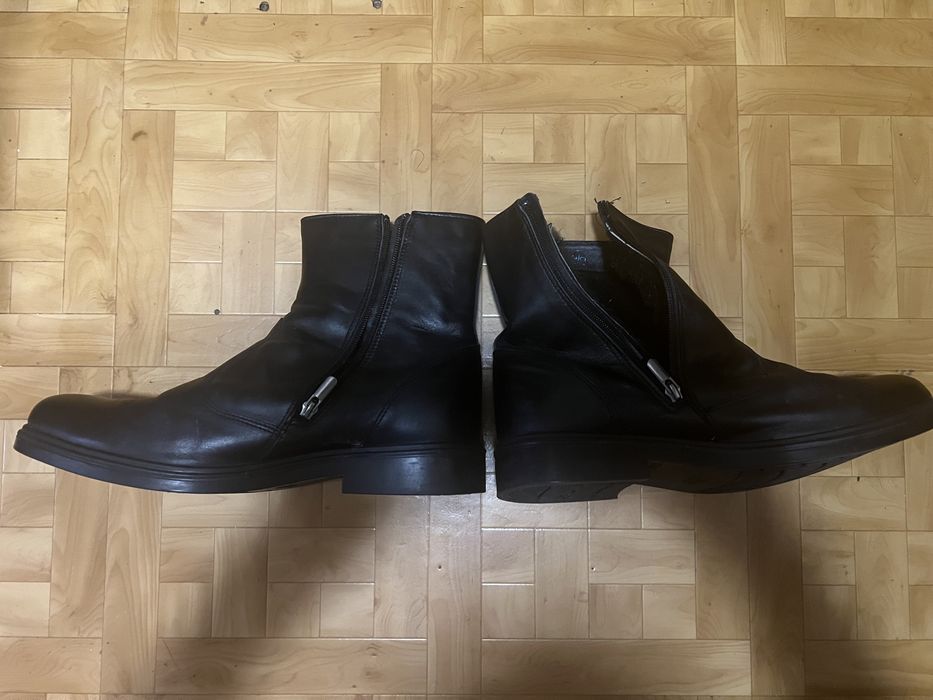 Продам кожаную зимнию обувь