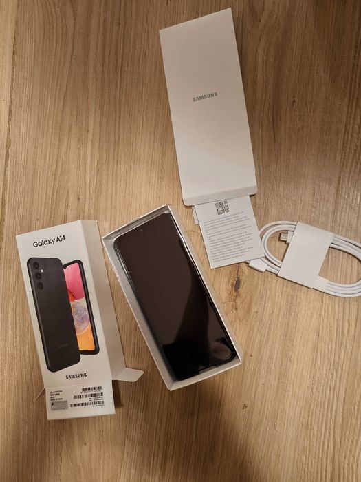 Чисто нов Телефон Samsung Galaxy A14 128GB 4GB RAM Dual Черен