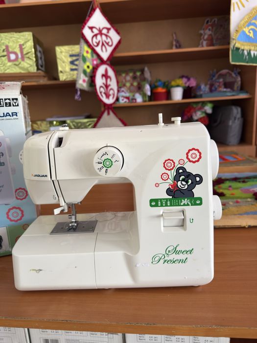 Тігін машинасы.