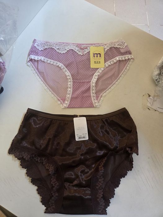 Нижнее белье трусы женский