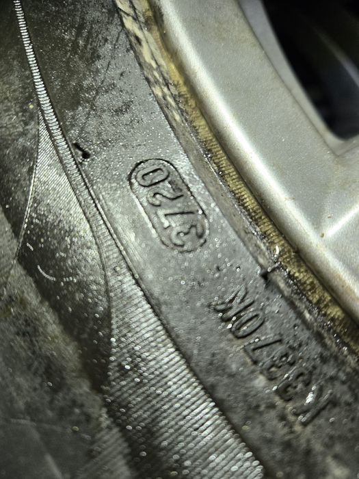 Jante Ronal cu anvelope Pirelli de iarna - 235/60/R18