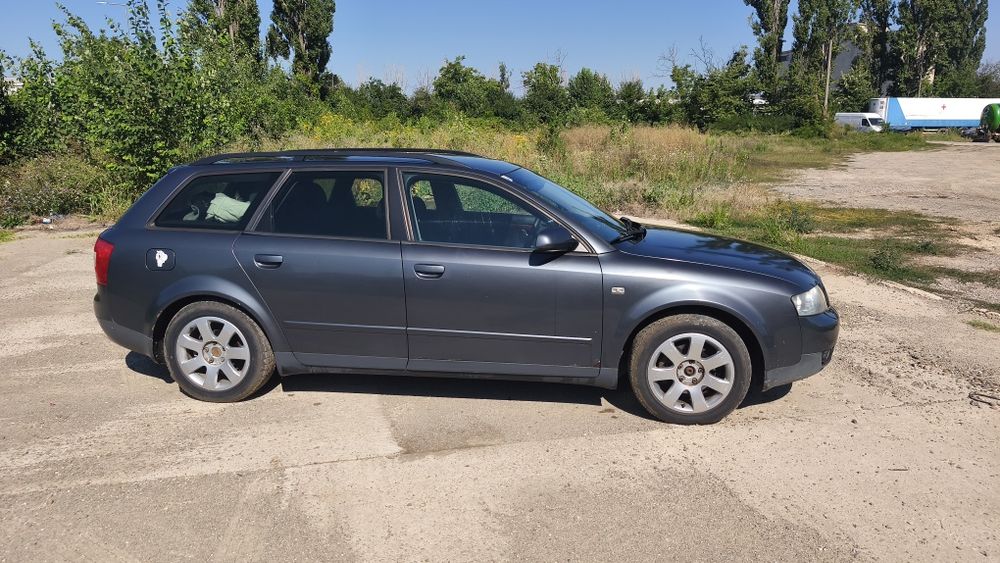 AUDI A4 Avant 2003 — imagine 3