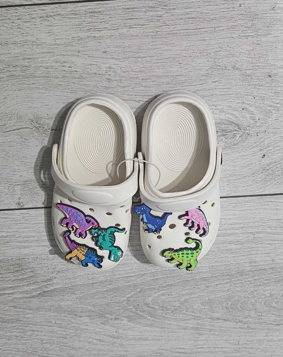 Papuci, marime 23-24