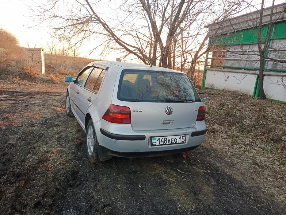 Продам гольф 4 в среднем состоянии