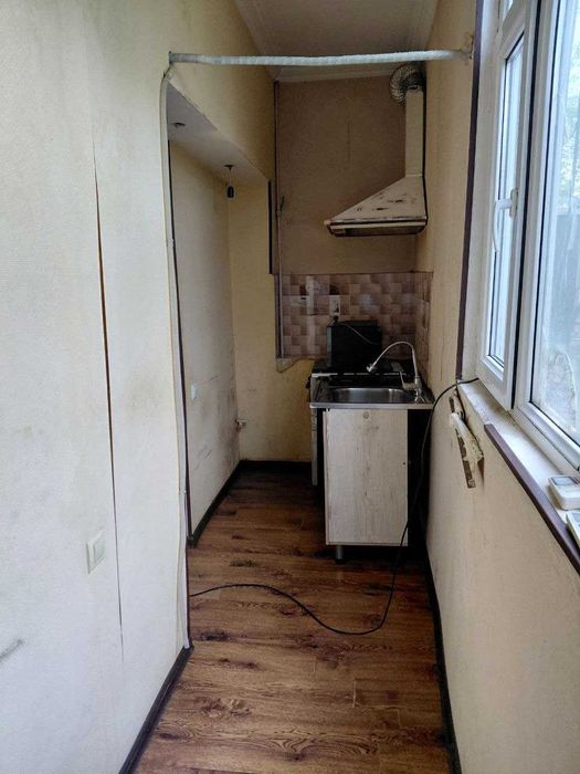 Продажа 2х комнатной квартиры. 43кв. ориентир Буз Базар