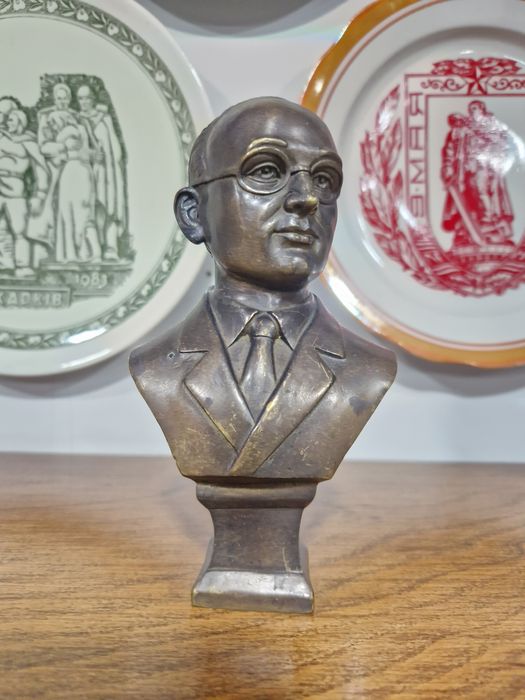 Статуэтка СССР !!!Бюст Берии !!!