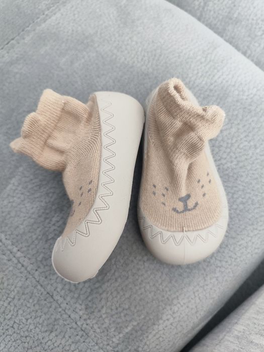 Нови детски обувки