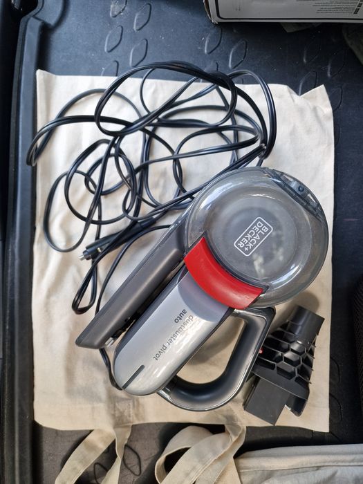 Aspirator auto Black & Decker Dustbuster Pivot