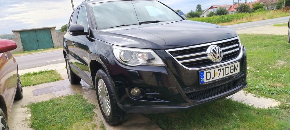 VW Tiguan 2009 | 2.0 Diesel | 4x4 (4Motion) | Lumini Ambientale | 280.000 km