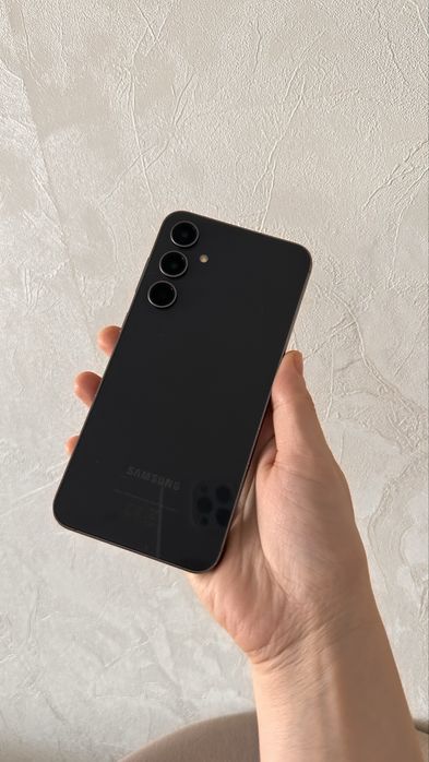 Продам Самсунг S23 Fe 8/256