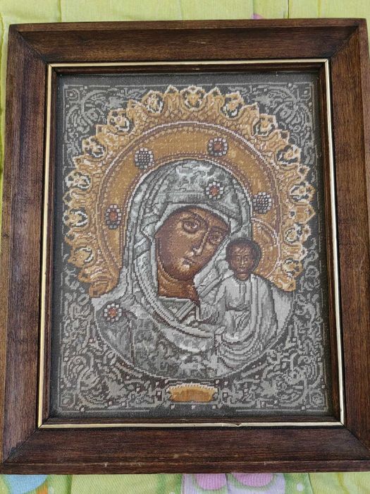 Старинни уникални гоблени.