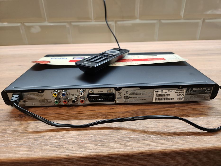DVD плейър Philips DVP3350