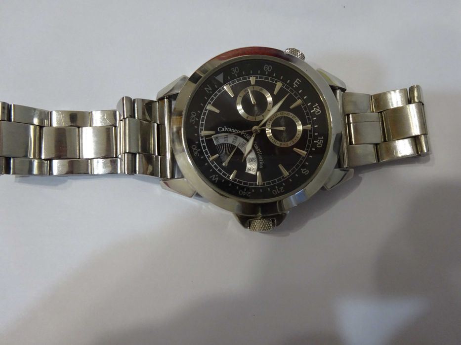 calvaneo watch complication 1583 quartz