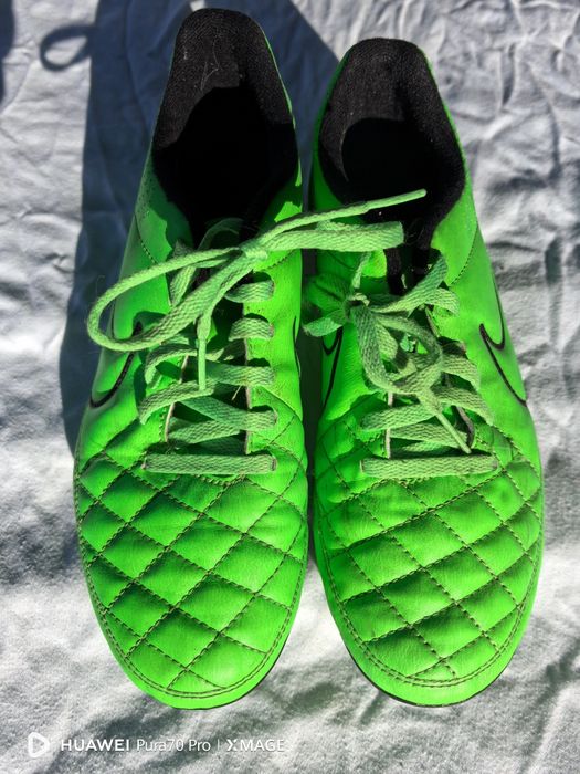Запазени бутонки nike tiempo,mercurial,phantom, както puma и adidas39н