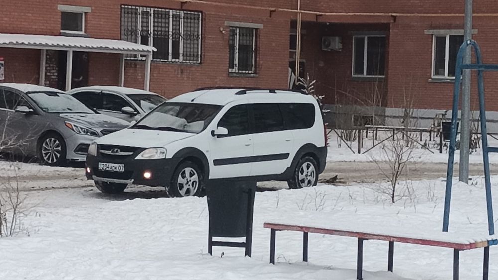 Продам Lada Lalrgus CROSS, 2017 ГОД