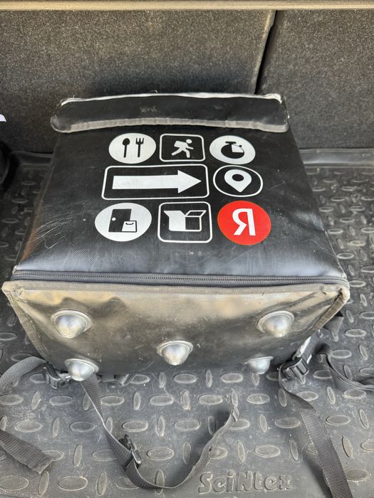 Продам термосумку яндекс еда черный