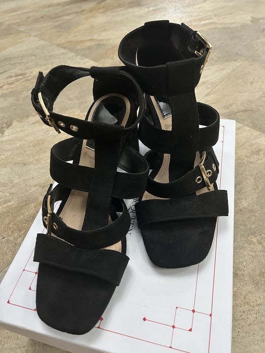 Sandale noi stradivarius