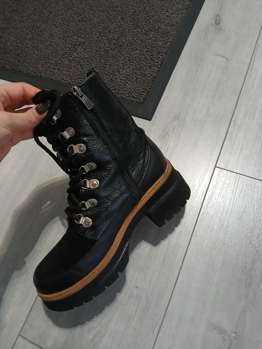 Естествена кожа дамски боти