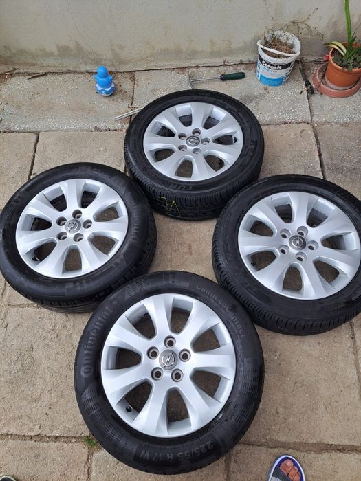 Vând jante R17 Opel