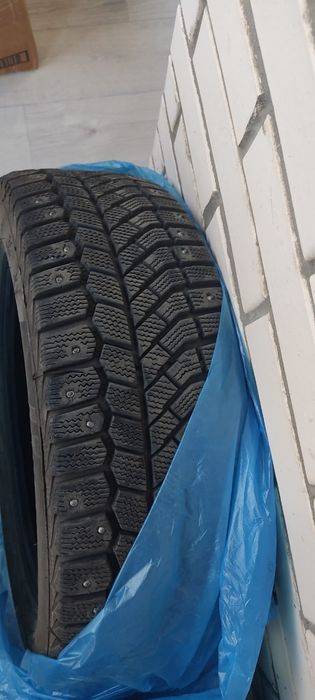 Продам зимние шины