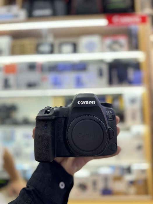 Canon 6D mark II + Canon ef 24-105 f4 is usm II